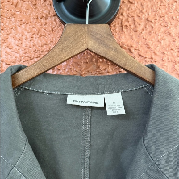 DKNY Womens Cargo Khaki Trench Jacket Longsleeve Utility Button Coat Size Medium - Picture 5 of 5